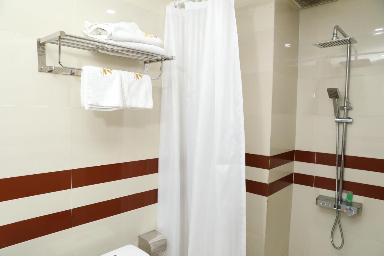 Thanh Vinh Hotel & Apartment Ho Şi Min Exterior foto
