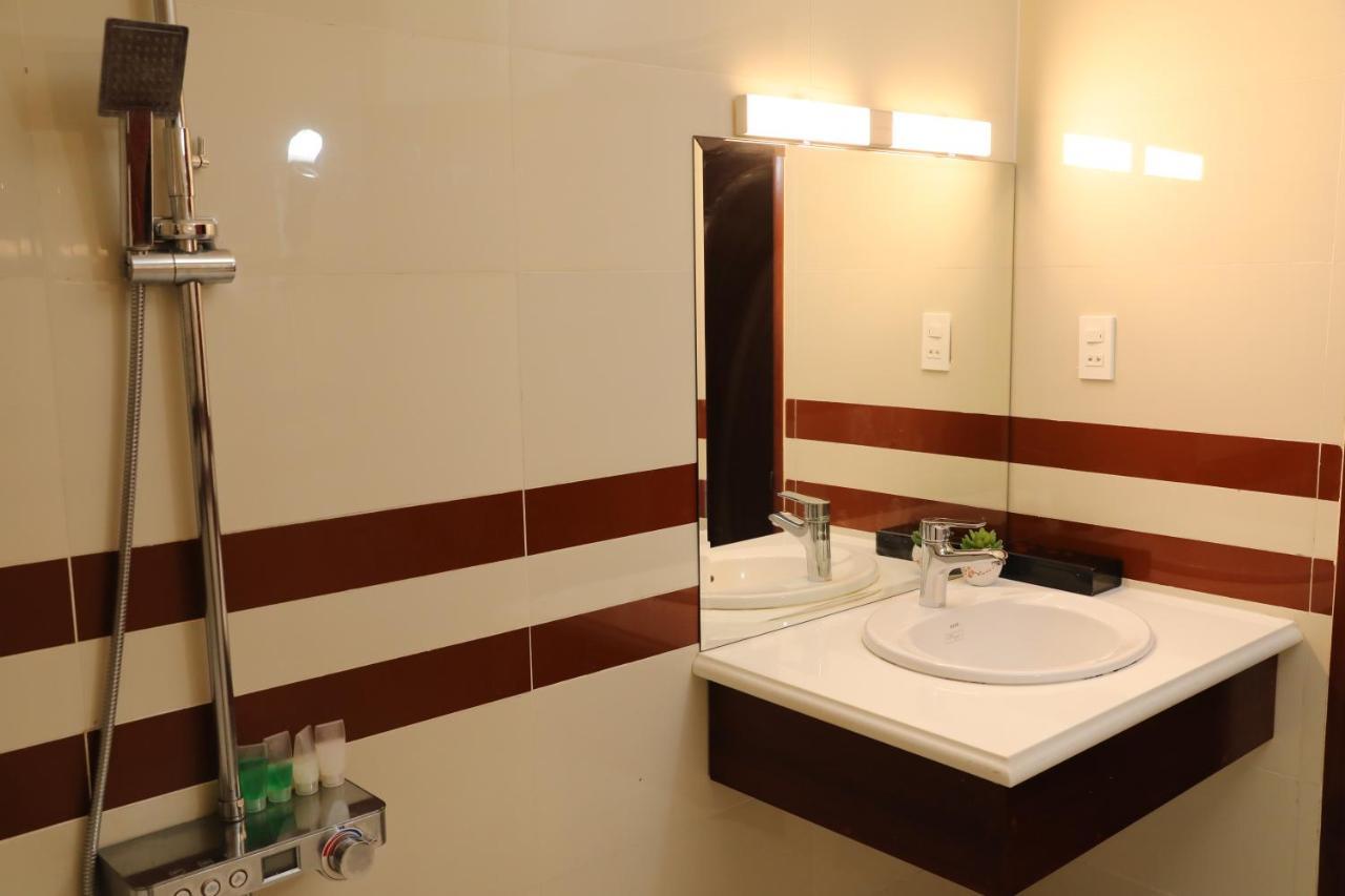 Thanh Vinh Hotel & Apartment Ho Şi Min Exterior foto